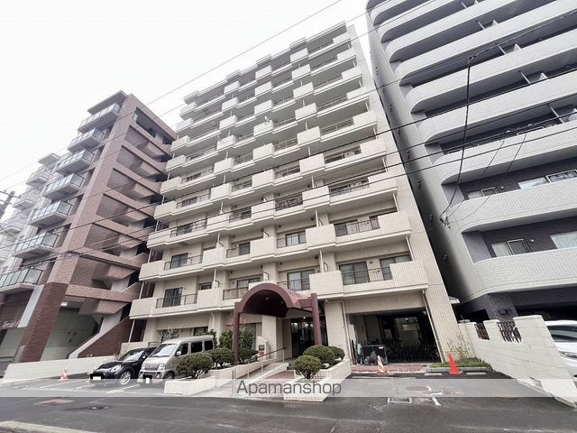 オリンピア大通西18丁目マンションの外観写真