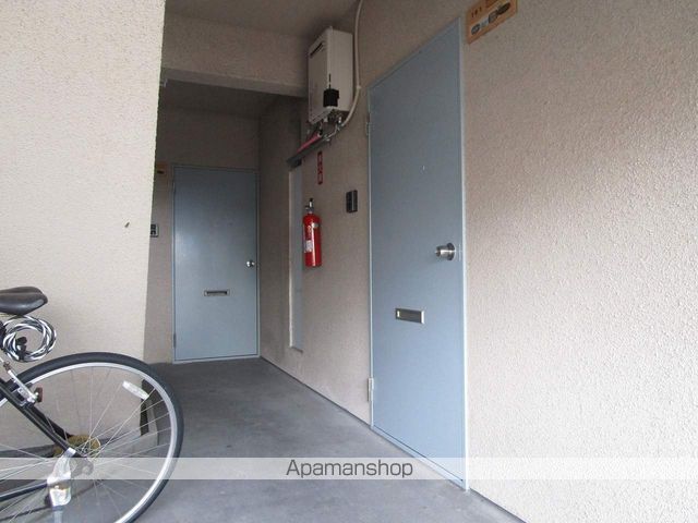 ルミナス明神町の玄関写真