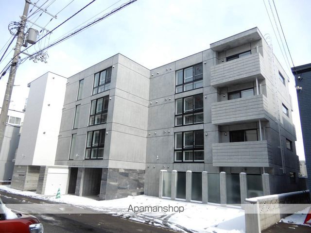 AYARESIDENCEの外観写真