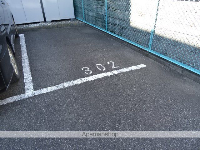 焼津市 3階建 築32年のその他写真