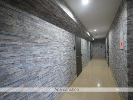 コンフォート松軒[1K/28.39m2]のロビー1