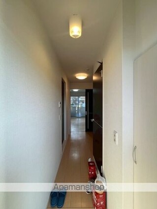 カーサ　ブリランテ[1K/25.06m2]の玄関