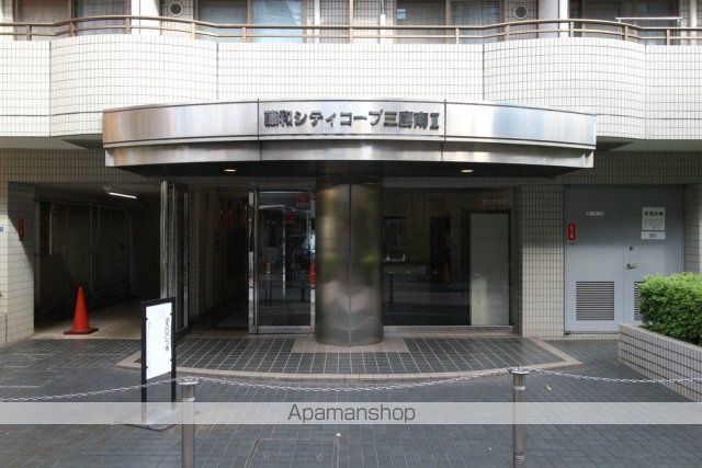 藤和シティコープ三鷹南IIの玄関写真
