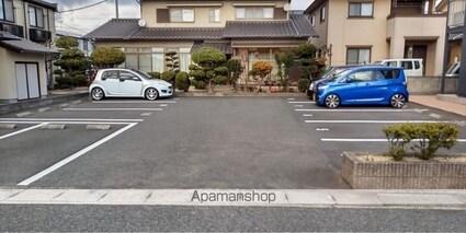 レオパレスナチュラル[1K/22.35m2]の駐車場