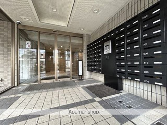 ライオンズステーションプラザ琴似の玄関写真