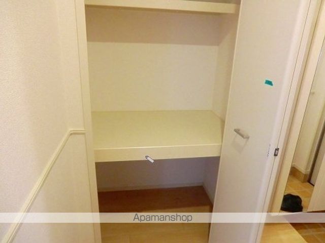 モーメントス フェリセス16の内装写真
