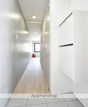 ルリアン南砂町[1R/18.48m2]の玄関