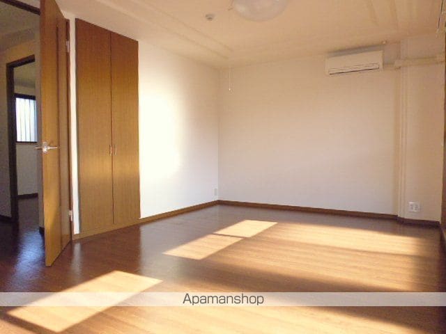 ラベンダー湘南の内装写真