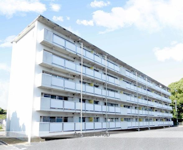 ビレッジハウス直方東3号棟の玄関写真