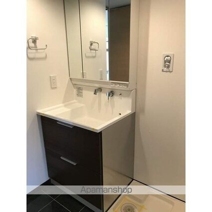 コンフォリア池袋[1R/32.82m2]の洗面所