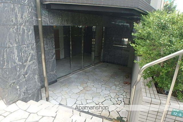 パティーナ新大塚の玄関写真