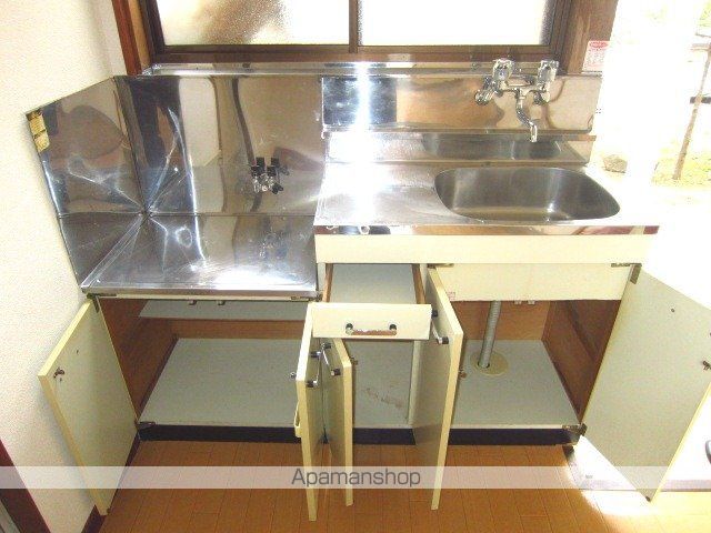 コーポ岡田D棟の内装写真