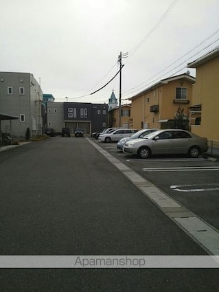 グランツコートＫ　Ｃ[1LDK/46.71m2]の駐車場