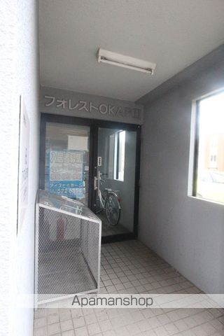 フォレストオカップIIの玄関写真