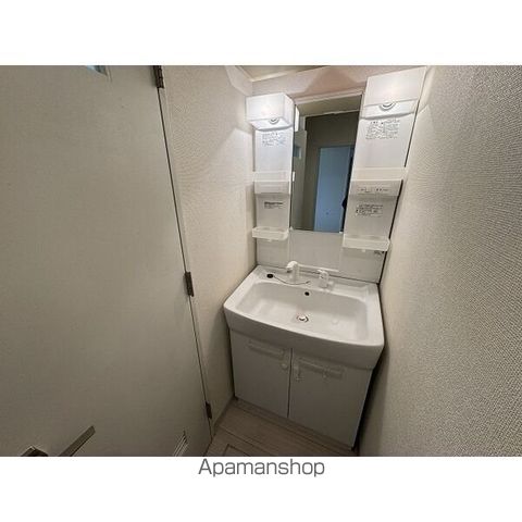 リナ・パートナーズ南2条の内装写真