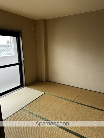 シャンテクレアの内装写真