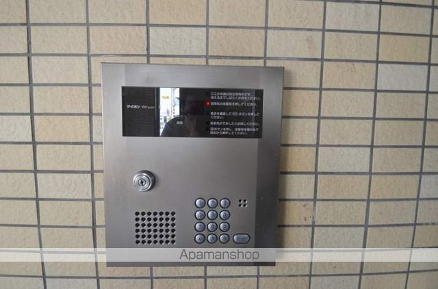 Nフロンティアの玄関写真