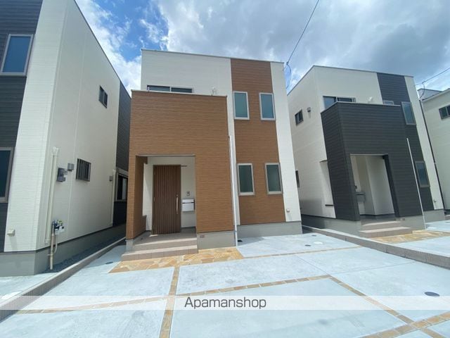 高槻市日向町戸建5の外観写真