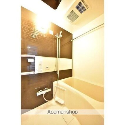 モダンテラス南青山[1LDK/26m2]のバス