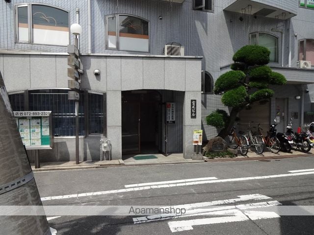 富尾ビルの外観写真