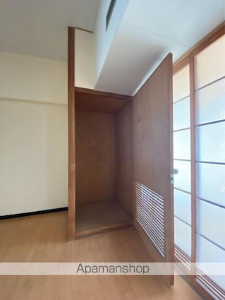 ドルフィン屋島[2LDK/51.3m2]の内装3