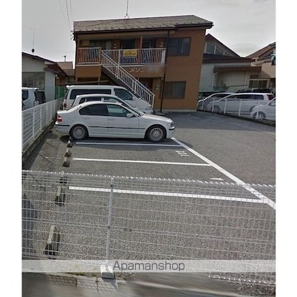 メゾン若松[2DK/45.55m2]の駐車場