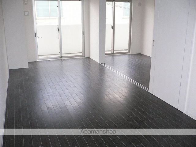 アルファレガロ西古松の内装写真