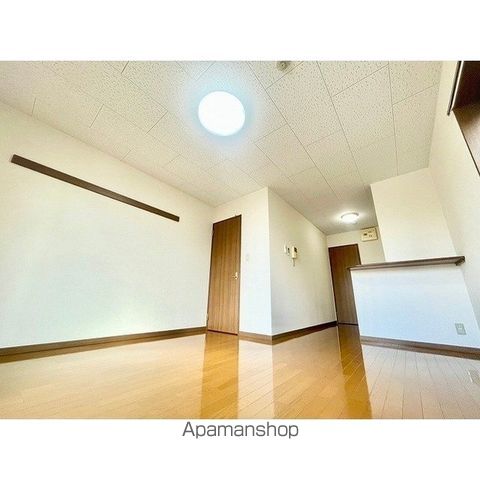 アンプルール フラーリッシュの内装写真