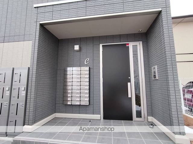 リヴェール中御所 Cの外観写真