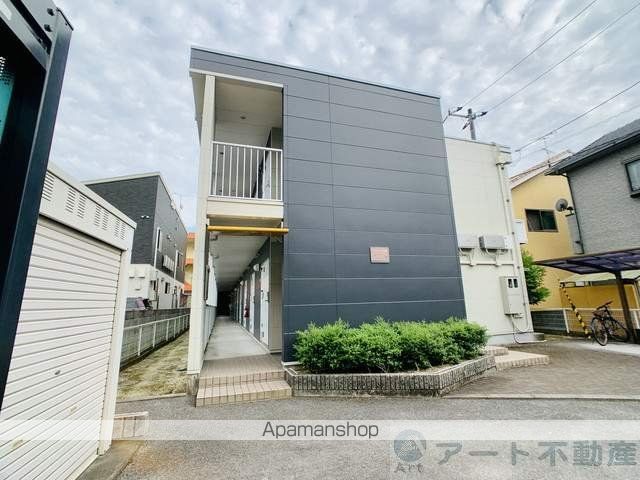 レオパレス医学部前の外観写真