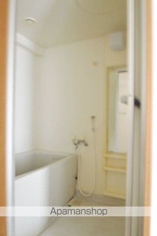 クレストールの内装写真