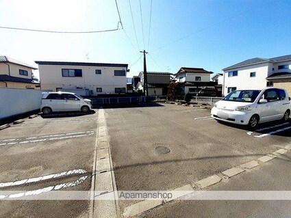 ジュエリースターＡ[1LDK/43.8m2]の駐車場