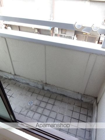 ロイヤルメゾン生野の内装写真