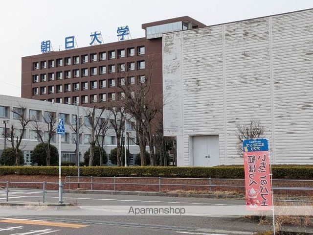 レオネクストハニカムエイトの周辺写真