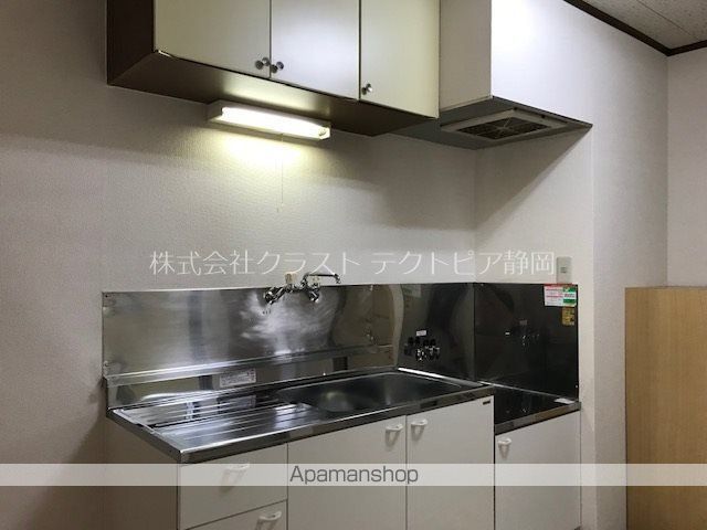 ハピネスIIの内装写真