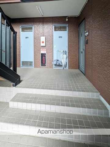 ベルディ大宮の玄関写真