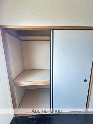 Surplusサンアイ Aの内装写真