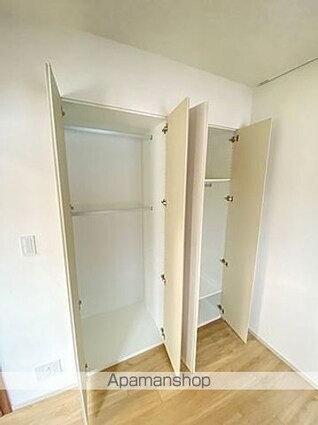 ステラメゾン三軒茶屋[1DK/26.85m2]の収納