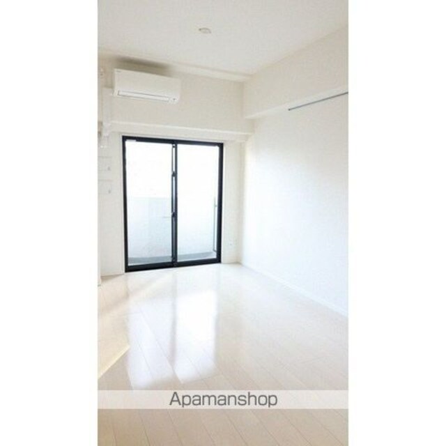ＫＡＮＺＥ　ＳＨＩＢＡＵＲＡ　ＲＥＳＩＤＥＮＣＥ[1LDK/40.47m2]のリビング・居間