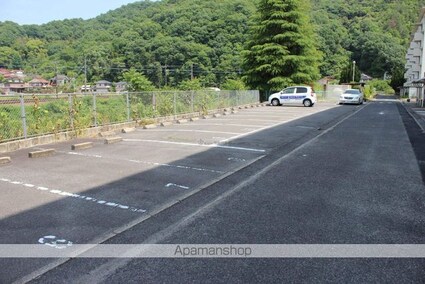 ヴィラナリー本郷１[2DK/38.46m2]の共用部3