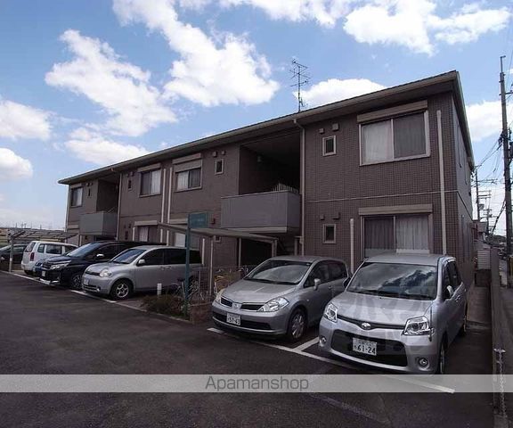 ドミール嵯峨野の外観写真
