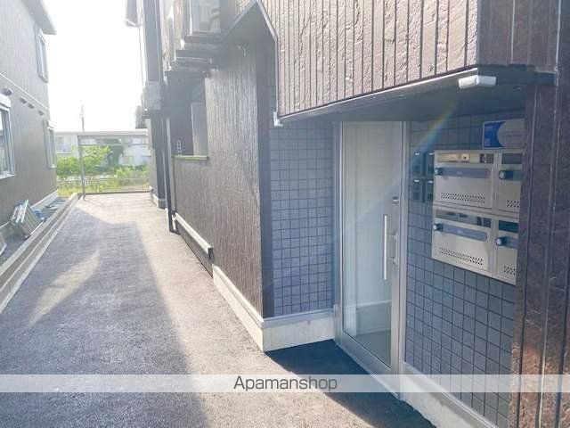 コンソラータの玄関写真