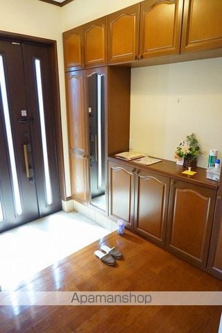 桜井町戸建貸家の内装写真