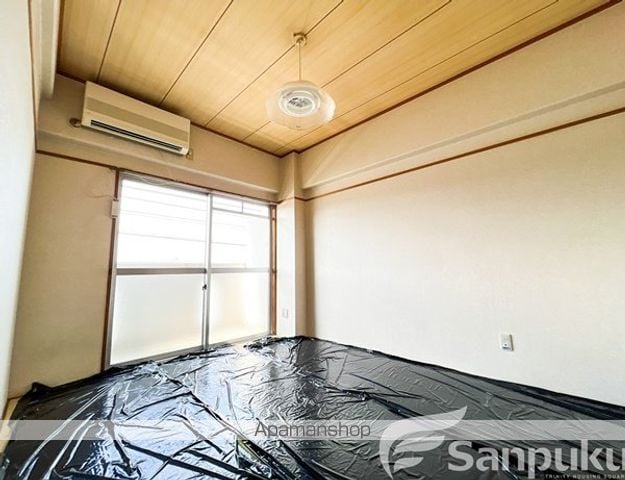 メゾンミヤザキ山越の内装写真
