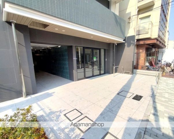 C0MF0RIA LIV北浜平野町の玄関写真