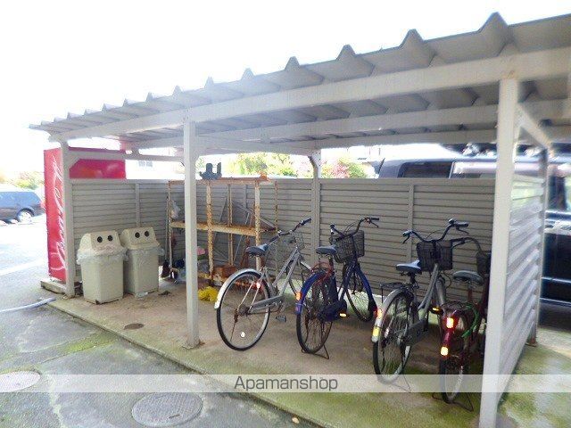 ジョイナス四ツ葉町 B棟の外観写真