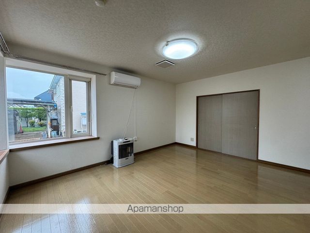 コーポフラワーIIIの内装写真