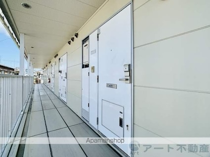 レオパレスシャルマンＳＡＫＡＭＯＴＯ[1K/22.7m2]のエントランス2