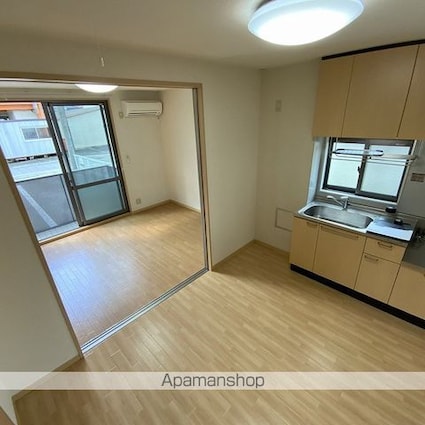 フォーレス二本松[2K/42.48m2]のリビング・居間