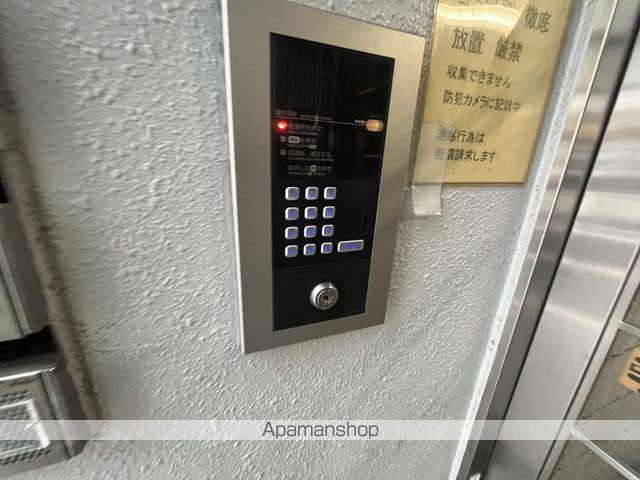 エクセレンス樹羅の玄関写真